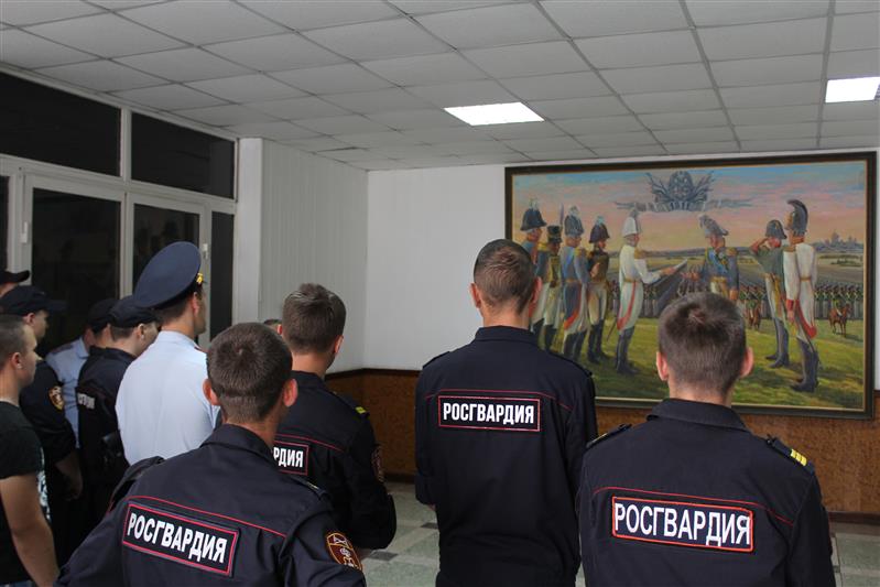 Саратовские росгвардейцы познакомились с музейной экспозицией, посвященной 100-летию со Дня рождения генерала армии И.К. Яковлева