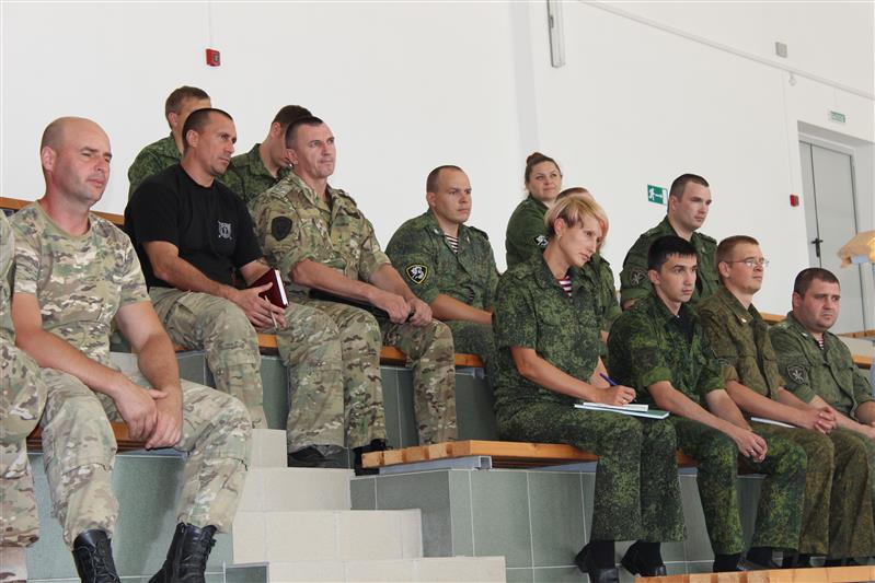 В Адыгее росгвардейцы принимают участие в мероприятиях месячника безопасности дорожного движения