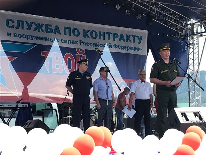 Росгвардия принимает участие в акции «Военная служба по контракту в Вооруженных Силах РФ – твой выбор!»