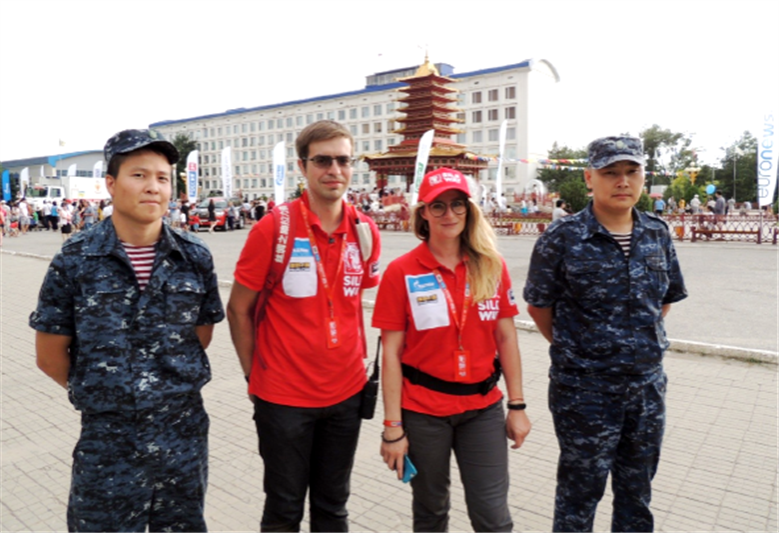 Росгвардейцы обеспечили охрану общественного порядка в период проведения международного ралли-марафона в Калмыкии