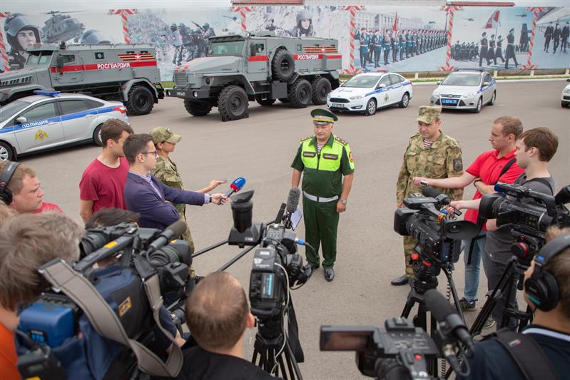 Росгвардия показала новую окраску служебных автомобилей, утвержденную Правительством РФ (видео, фото)