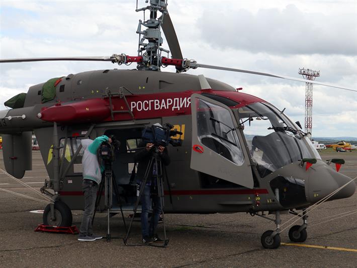 Управление Росгвардии по Красноярскому краю приняло в эксплуатацию компактный спасательный вертолет Ка-226Т