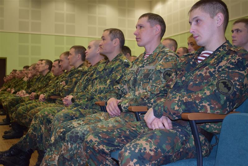 Спектакль в гостях у Росгвардии – с доставкой по месту службы