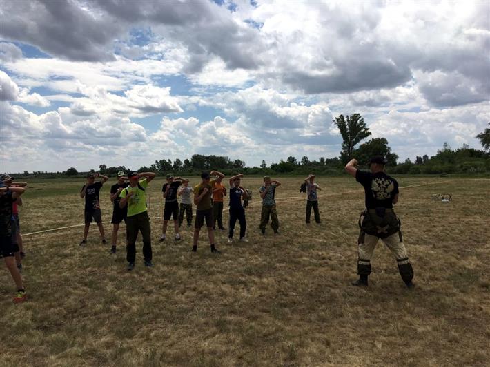 В Приволжье молодёжные клубы "Форпост" и "Русские богатыри" выразили признательность росгвардейцам