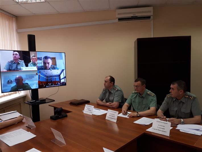 Представители центрального аппарата ответили на вопросы сотрудников Управления Росгвардии по Республике Дагестан 