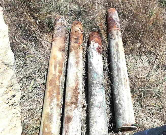 В Севастополе сотрудники ОМОН «Беркут» обследовали и уничтожили неразорвавшиеся крупнокалиберные боеприпасы времен Великой Отечественной войны