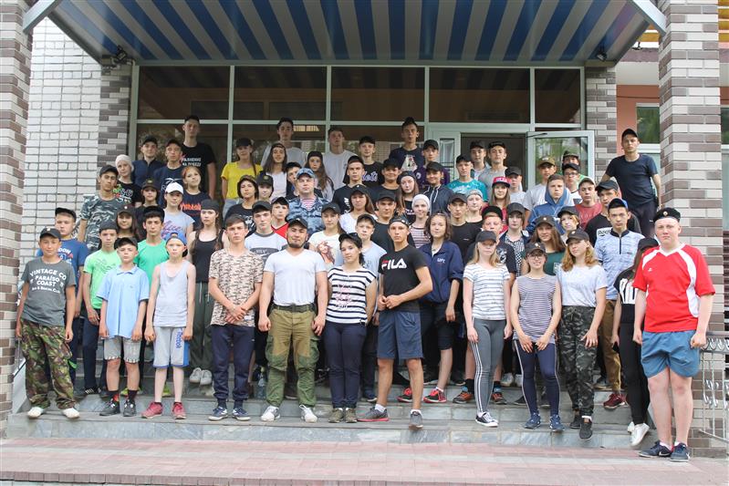В Приволжье молодёжные клубы "Форпост" и "Русские богатыри" выразили признательность росгвардейцам