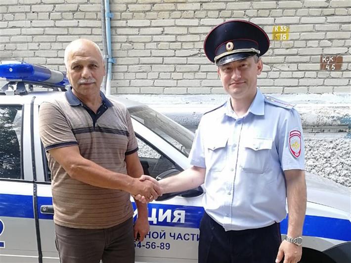 Житель Томска поблагодарил сотрудников вневедомственной охраны Росгвардии за оперативную помощь в возврате утерянных документов