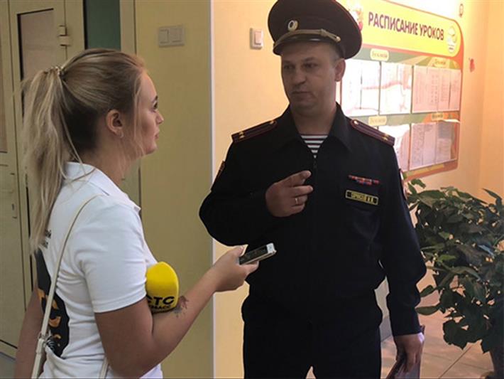 Росгвардейцы вместе с журналистами телеканала «СТС-Кузбасс» проверили готовность школ к новому учебному году