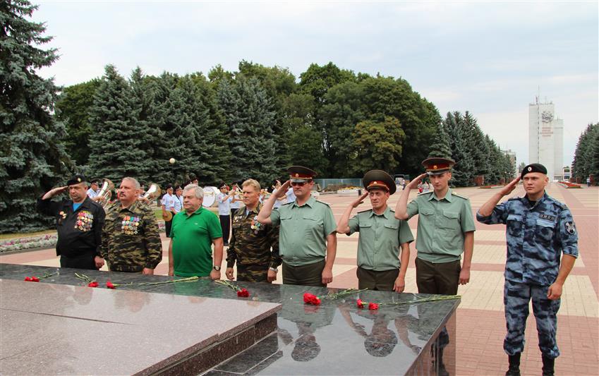 В Курске прошел автопробег Росгвардии «Огненной дуге – 75 лет» (фото, видео)