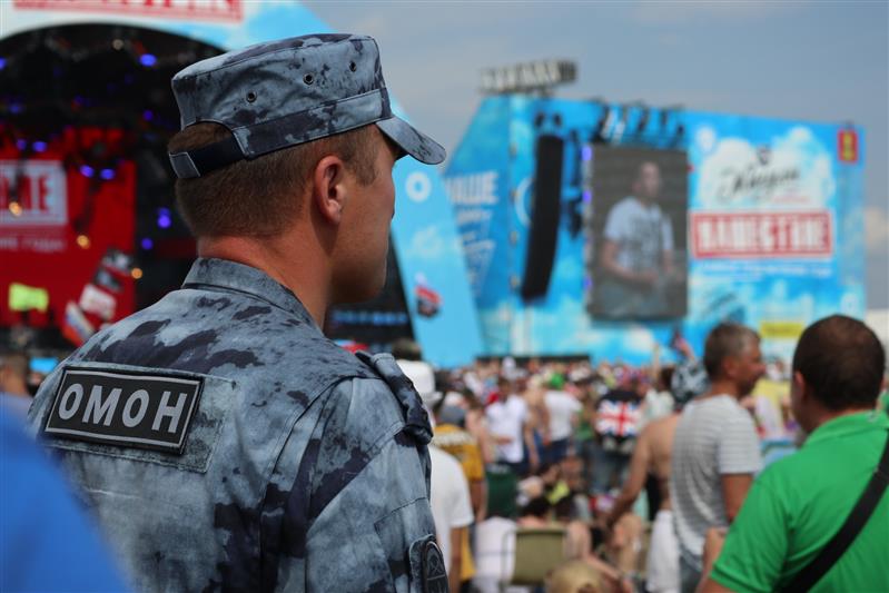 Военнослужащие и сотрудники Центрального округа Росгвардии обеспечили правопорядок во время проведения музыкального фестиваля «Нашествие»