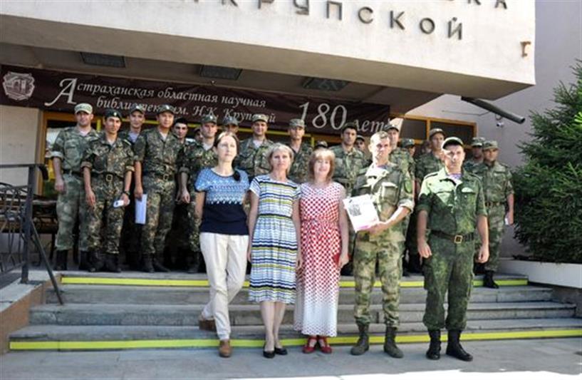 В Астрахани военнослужащие Росгвардии провели мероприятие, посвященное  100-летию со дня рождения генерала армии И. К. Яковлева 