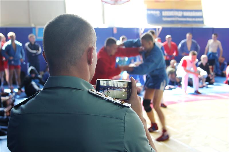 В  Центральном округе  Росгвардии  состоялся чемпионат  по самбо