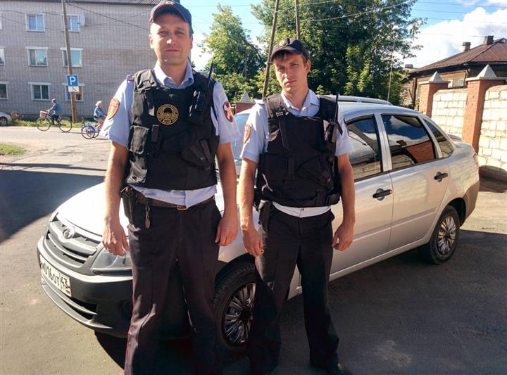 В Приволжском округе росгвардейцы вернули родителям пропавших детей