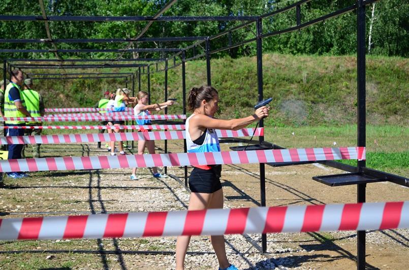 Во Владимирской области стартовал чемпионат войск национальной гвардии РФ по служебному биатлону 