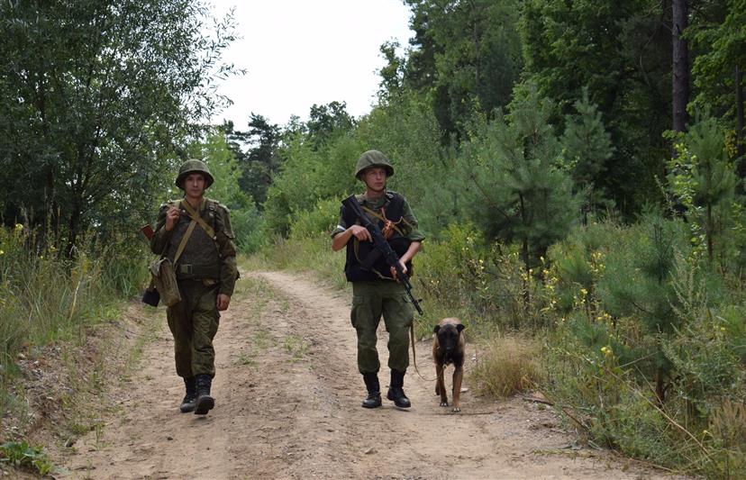В Казани сотрудники и военнослужащие Росгвардии провели совместное тактико-специальное занятие