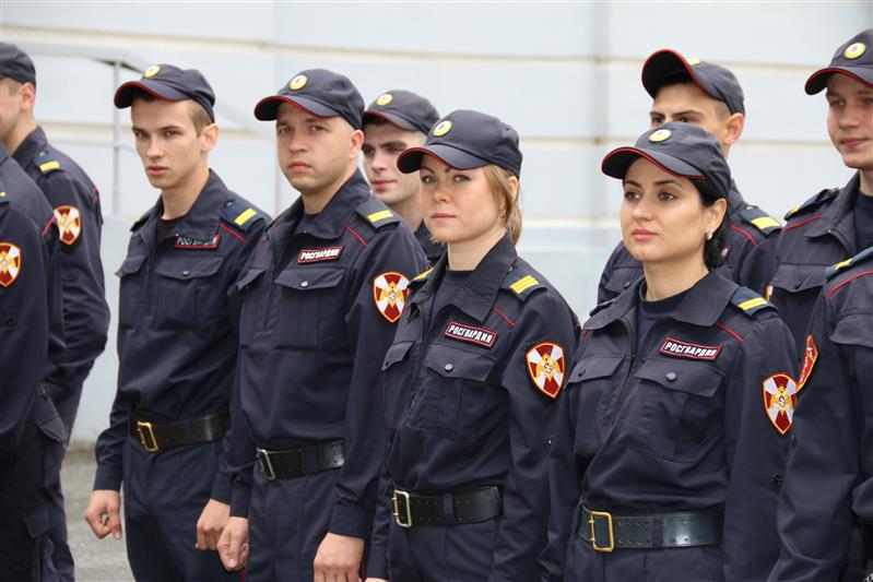 В Санкт-Петербурге состоялась церемония выпуска сотрудников вневедомственной охраны, прошедших программу профессиональной подготовки