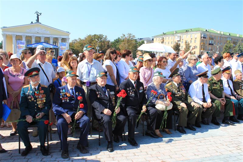Росгвардейцы приняли участие в мероприятиях, посвящённых 75-летию освобождения Белгорода от немецко-фашистских захватчиков