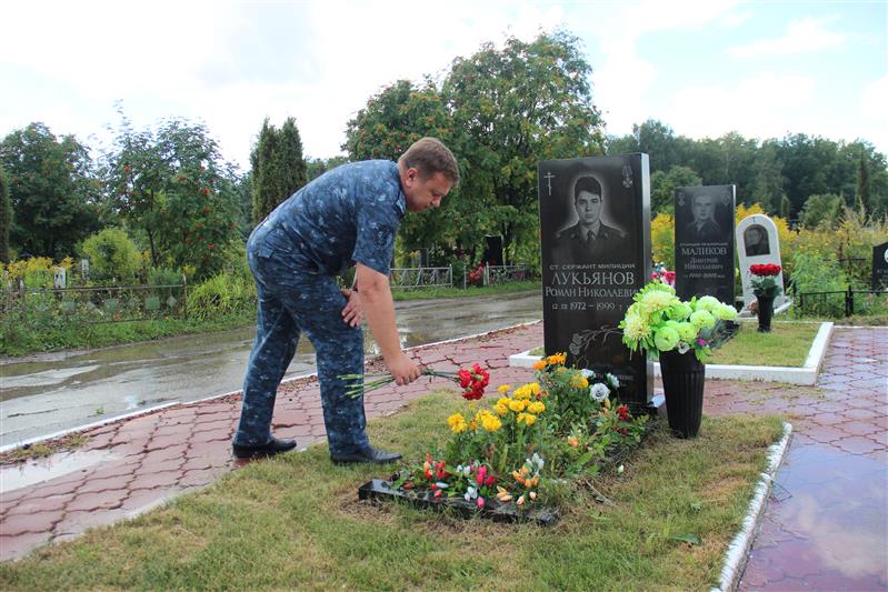В Иванове и Рязани росгвардейцы почтили память сослуживцев, погибших при исполнении служебного долга