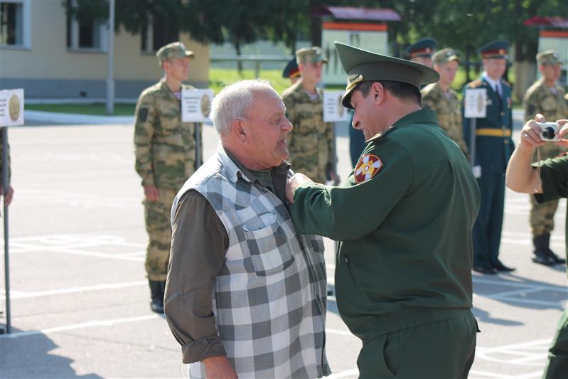 В Приволжском округе отметили 75-ю годовщину создания суворовских училищ
