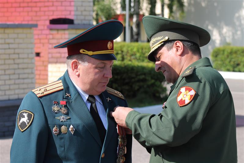 В Приволжском округе отметили 75-ю годовщину создания суворовских училищ