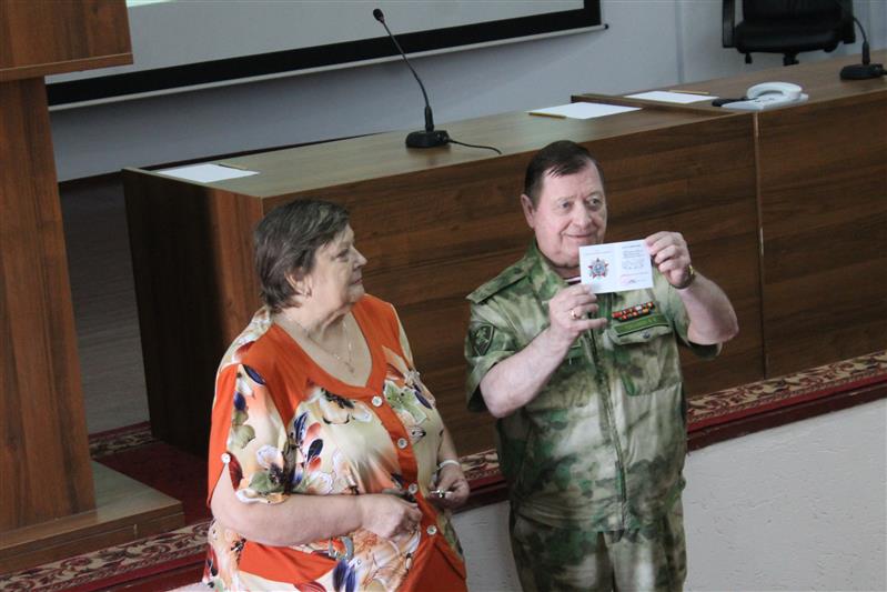 В Приволжском округе отметили 75-ю годовщину создания суворовских училищ