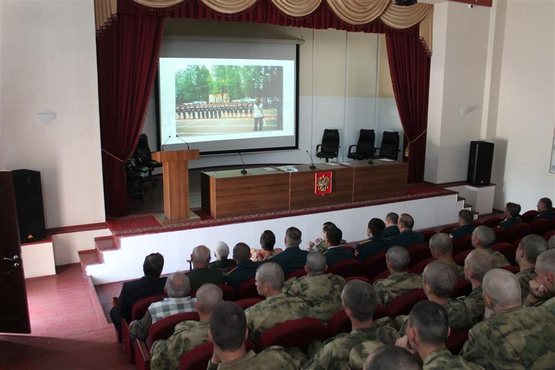 В Приволжском округе отметили 75-ю годовщину создания суворовских училищ