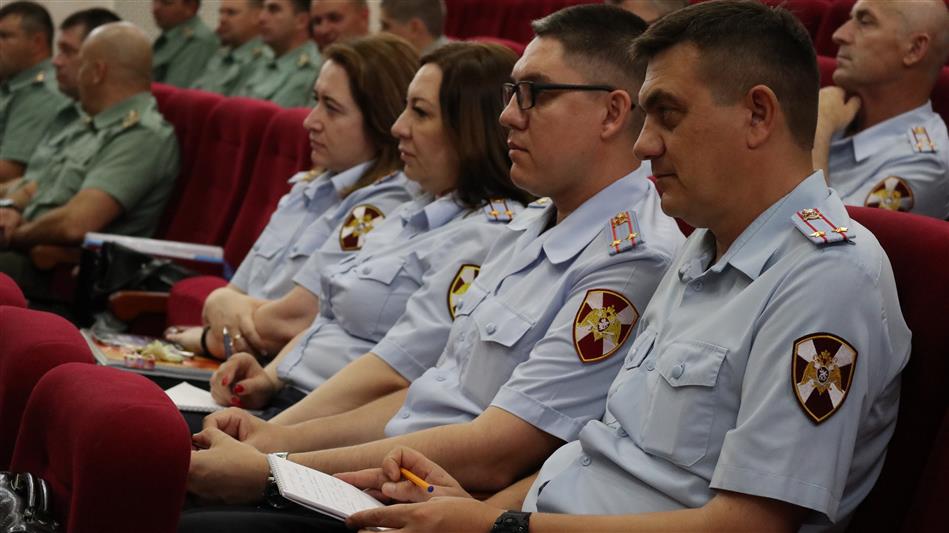 В Северо-Кавказском округе прошёл учебный сбор руководителей кадровых подразделений  
