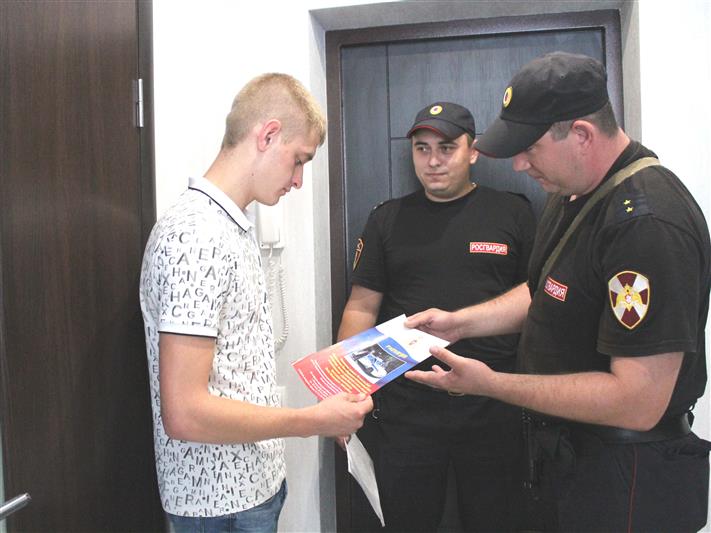 В Ростовской области росгвардейцы подвели итоги профилактической акции «Безопасный дом, объект, квартира»