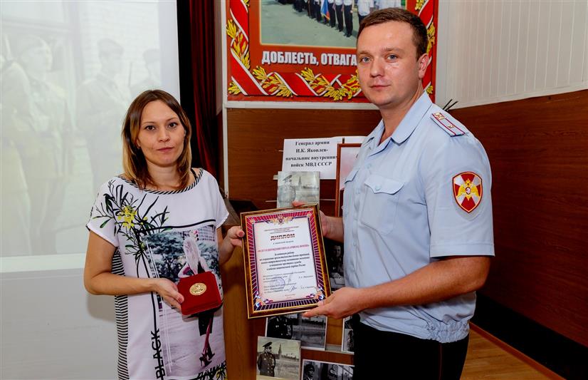 В Краснодаре военнослужащие и сотрудники Росгвардии познакомились с биографией легендарного военачальника генерала армии И.К. Яковлева