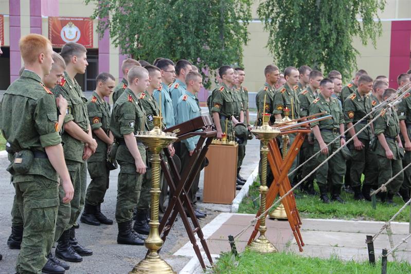 В Пермском военном институте Росгвардии прошел обряд крещения 