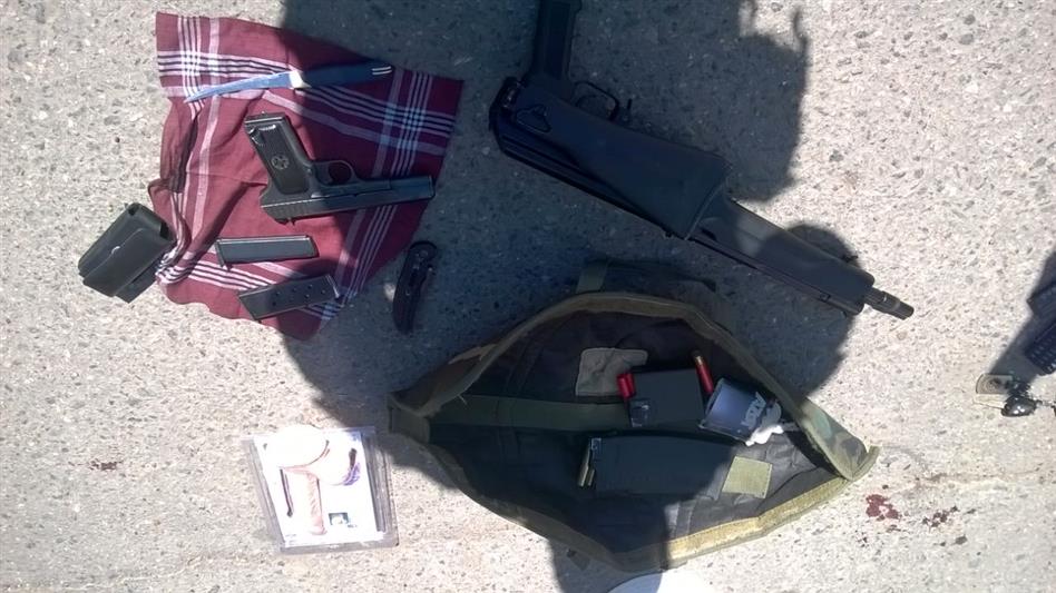При силовой поддержке офицеров СОБР задержаны подозреваемые в вымогательстве (видео)