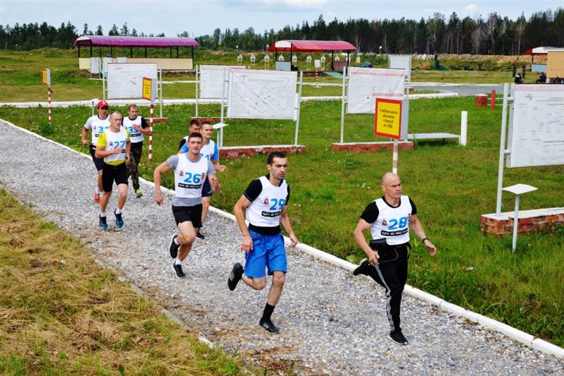 В Уральском округе Росгвардии завершился чемпионат по служебному биатлону (фото)