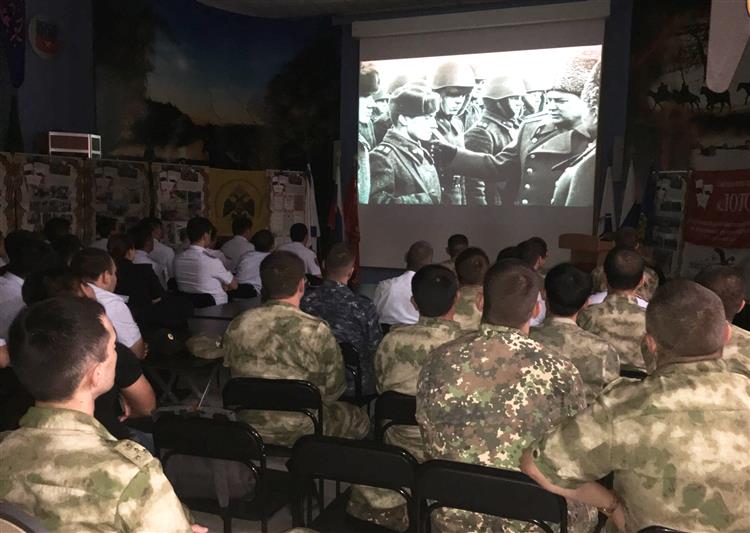 В Астрахани росгвардейцы провели информационную акцию, посвященную 100-летию со дня рождения генерала армии И.К. Яковлева (видео)