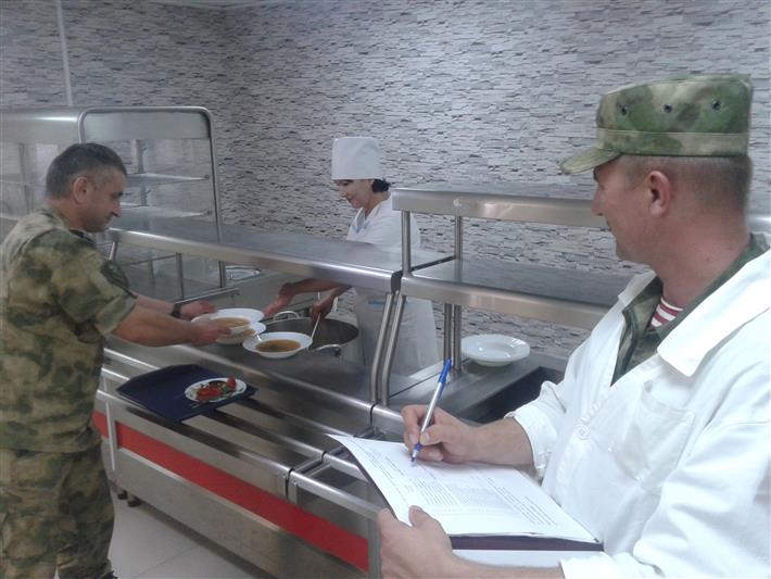 В Объединенной группировке войск (сил) на территории Северо-Кавказского региона прошел смотр-конкурс поварского мастерства