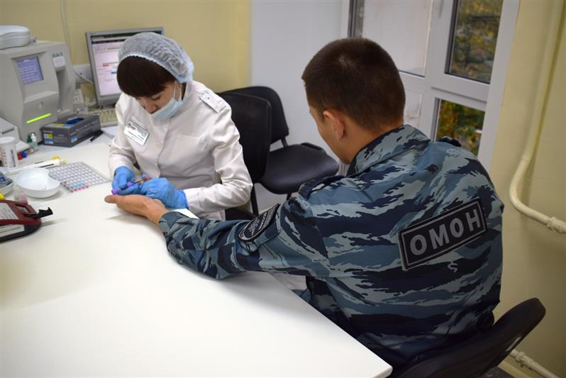 Башкирские росгвардейцы сдали кровь для нужд медицинских учреждений