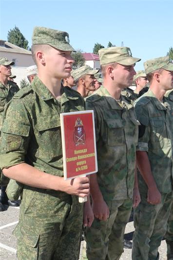 В Зеленокумске состоялось открытие конкурса полевой выучки инженерных подразделений Росгвардии (видео)