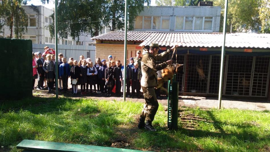 В Нижнекамском батальоне Приволжского округа Росгвардии прошёл день открытых дверей