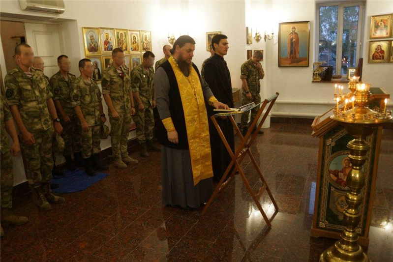 В Объединённой группировке войск (сил) на Северном Кавказе прошёл молебен о здравии Героя России Анатолия Романова