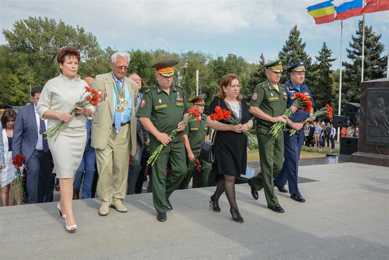 Донские росгвардейцы сразу в нескольких субъектах Ростовской области обеспечили охрану общественного порядка в период празднования Дня основания городов