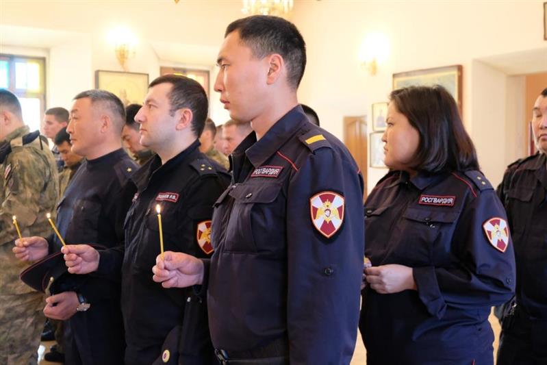 В Якутске прошел молебен о здравии генерал-полковника Анатолия Романова