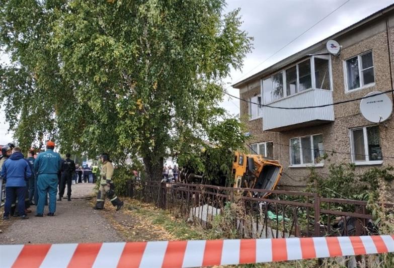 В Башкирии сотрудники Росгвардии оказали помощь пострадавшим в крупном ДТП