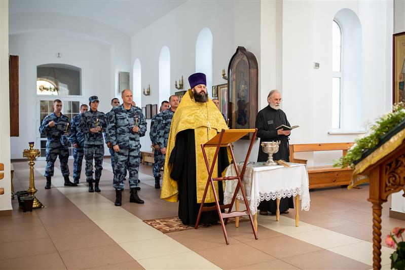 В Центральном округе прошли молебны о здравии генерал-полковника Анатолия Романова (фото, видео)