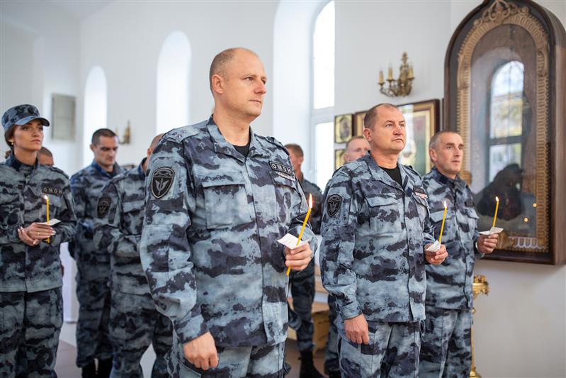 В Центральном округе прошли молебны о здравии генерал-полковника Анатолия Романова (фото, видео)