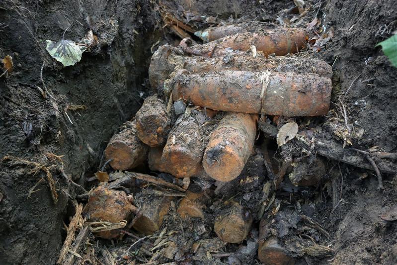Под Горячим Ключом сотрудники ОМОН обследовали и уничтожили боеприпасы времен Великой Отечественной войны (видео)