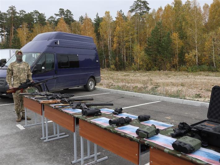 Уральские трейсеры попробовали себя на росгвардейской десантно-штурмовой полосе