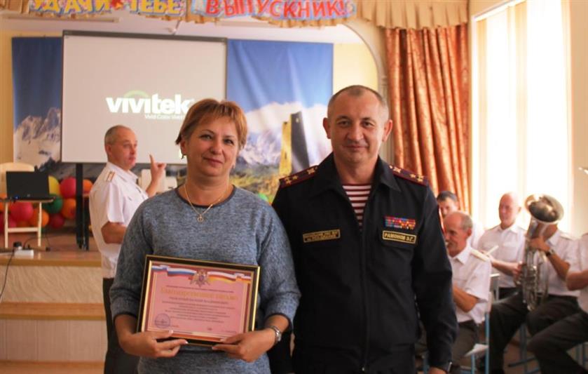 На уроке мужества росгвардейцы рассказали Владикавказским школьникам о Герое России Анатолии Романове