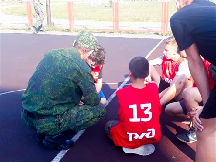 В Ставрополе состоялся футбольный матч, посвященный 70-летию Героя России Анатолия Романова