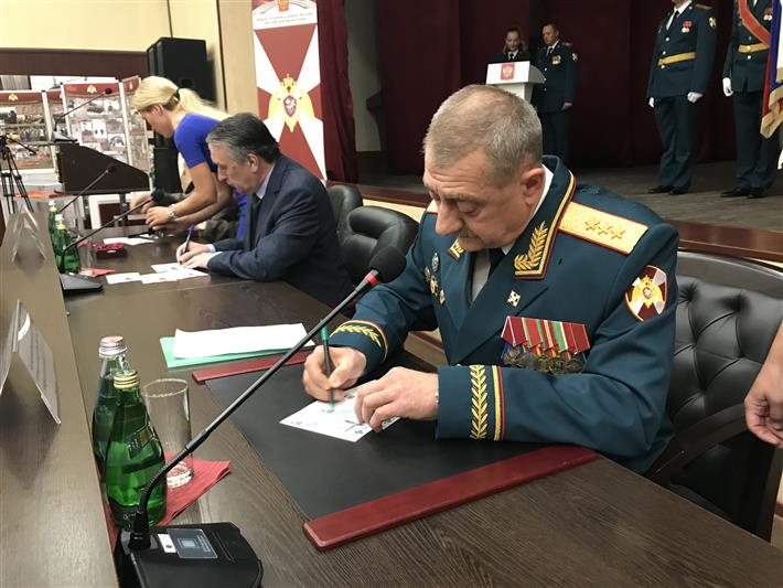 В Подмосковном Софрино 30 лет со дня сформирования отметила ордена Жукова бригада оперативного назначения Центрального округа Росгвардии