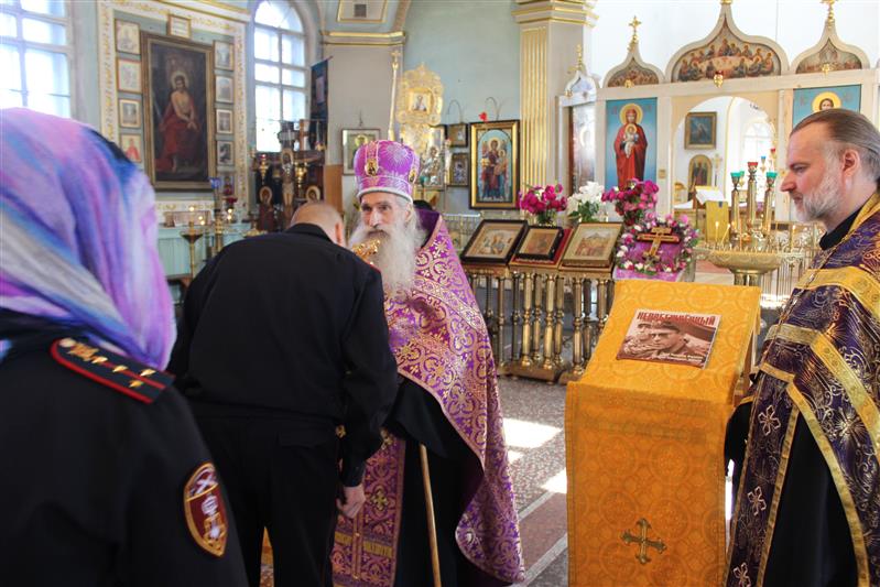 В Северо-Западном округе Росгвардии прошли молебны о здравии Героя России Анатолия Романова